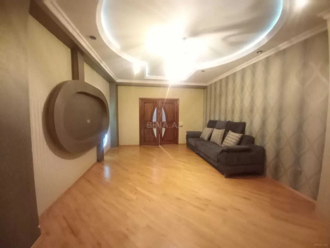 Kirayə verilir 3 otaqlı mənzil 105 m²
