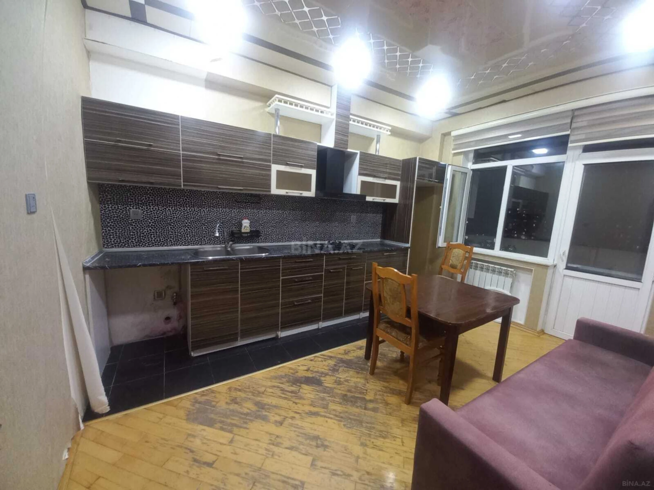 Kirayə verilir 3 otaqlı mənzil 105 m²