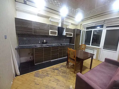 Kirayə verilir 3 otaqlı mənzil 105 m²