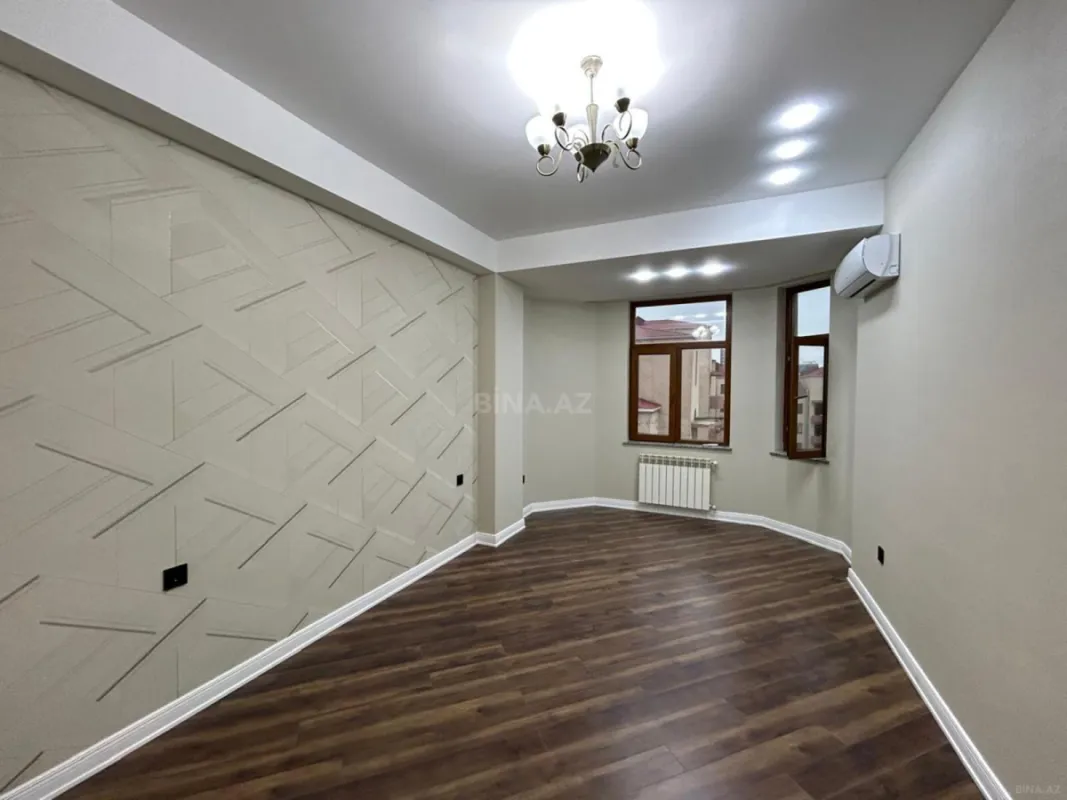 Satılır 2 otaqlı mənzil 70 m²