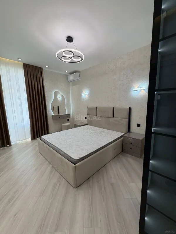 Satılır 2 otaqlı mənzil 80 m²