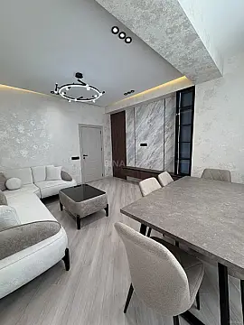 Satılır 2 otaqlı mənzil 80 m²