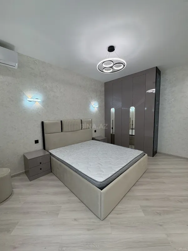 Satılır 2 otaqlı mənzil 80 m²