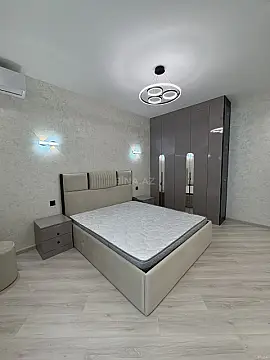 Satılır 2 otaqlı mənzil 80 m²