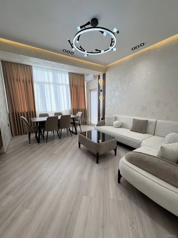 Satılır 2 otaqlı mənzil 80 m²