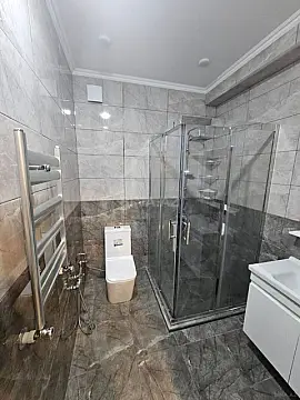 Satılır 2 otaqlı mənzil 72 m²