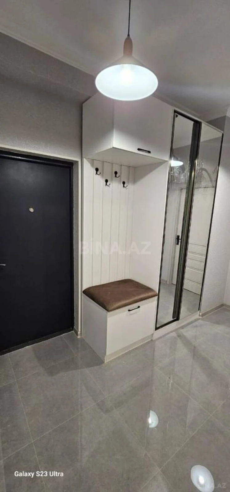Satılır 2 otaqlı mənzil 72 m²