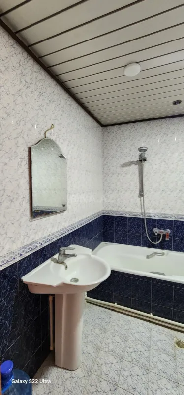 Kirayə verilir 2 otaqlı mənzil 65 m²