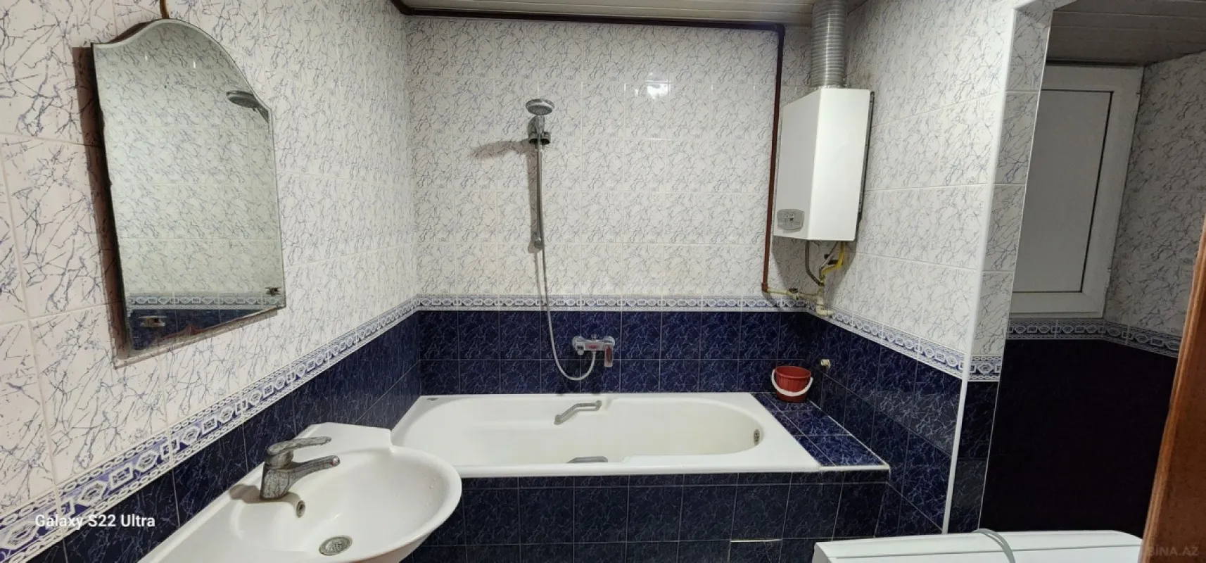 Kirayə verilir 2 otaqlı mənzil 65 m²