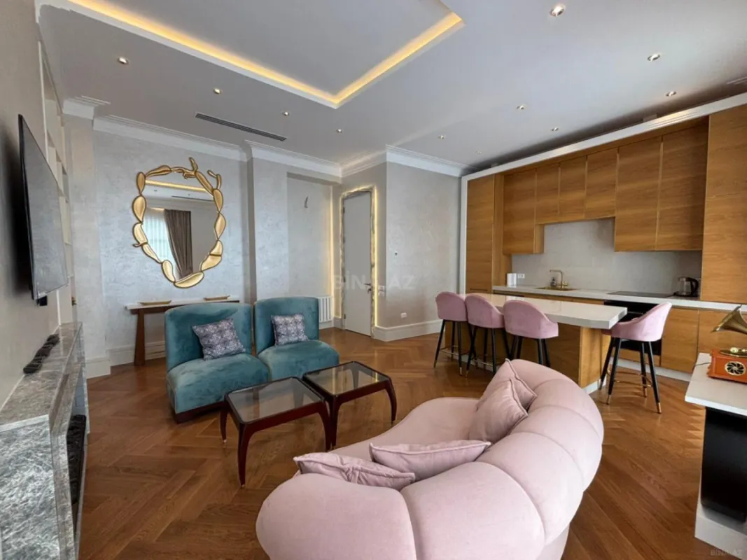 Kirayə verilir 3 otaqlı mənzil 115 m²