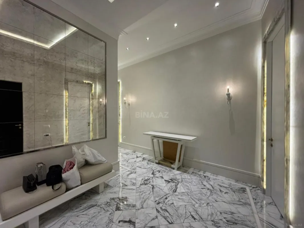 Kirayə verilir 3 otaqlı mənzil 115 m²