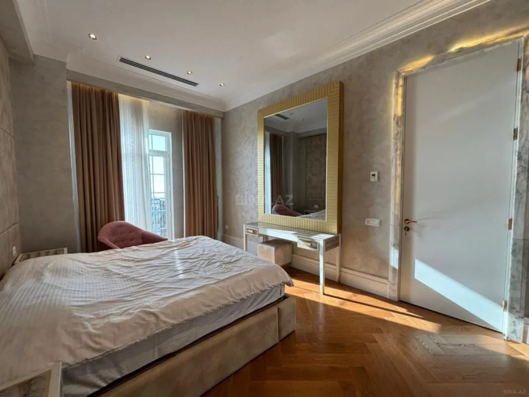 Kirayə verilir 3 otaqlı mənzil 115 m²