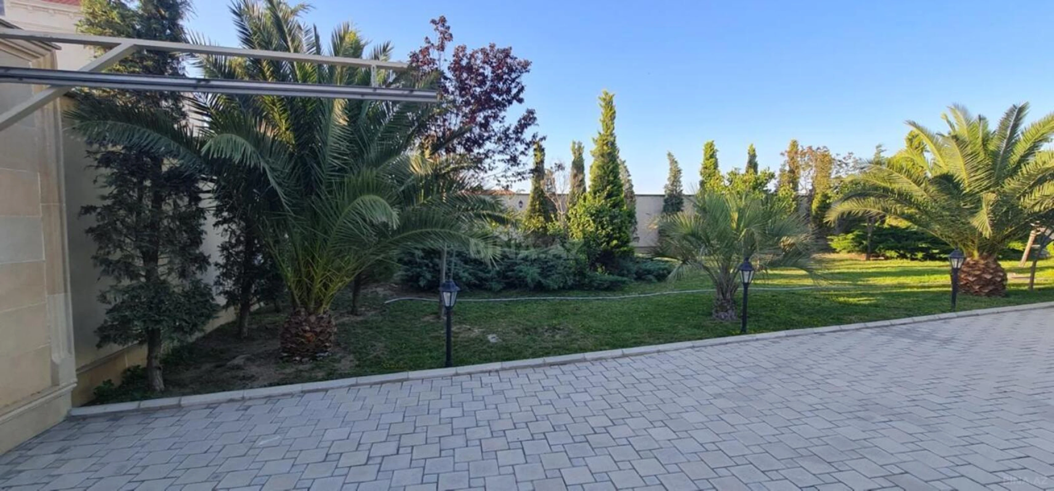 Kirayə verilir 5 otaqlı həyət evi 360 m²