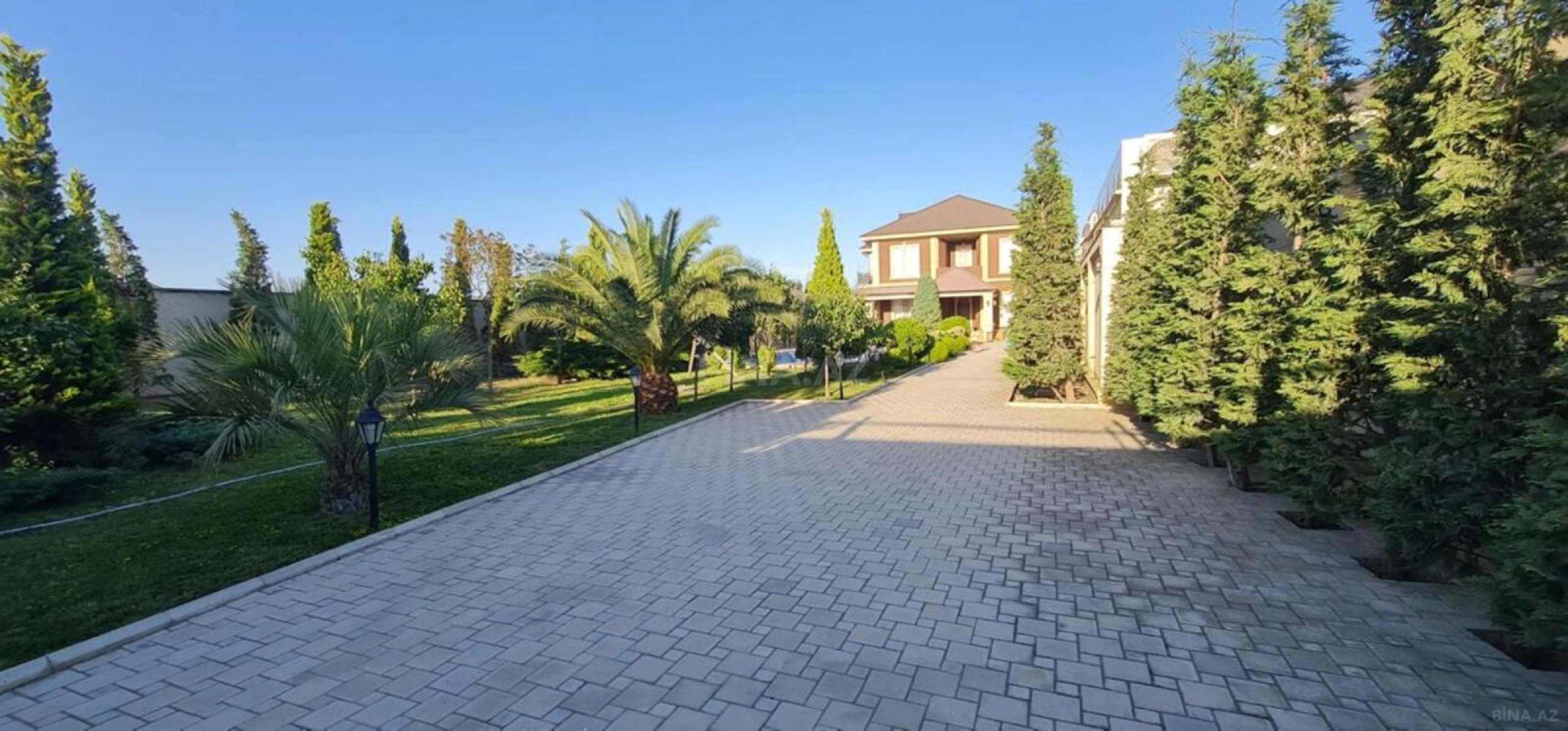 Kirayə verilir 5 otaqlı həyət evi 360 m²