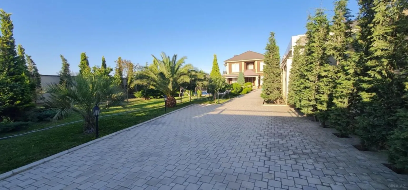 Kirayə verilir 5 otaqlı həyət evi 360 m²