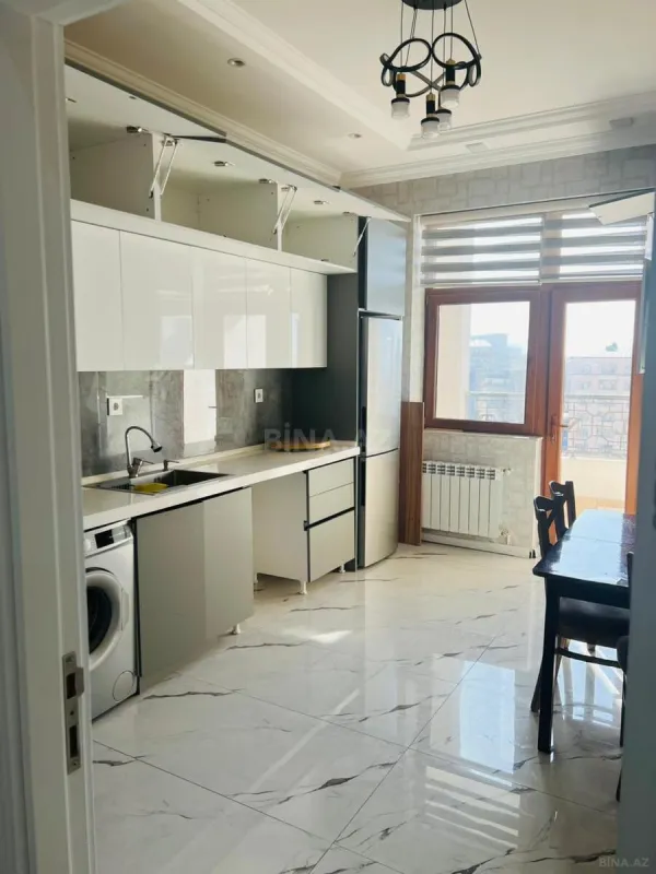 Kirayə verilir 3 otaqlı mənzil 100 m²