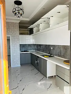 Kirayə verilir 3 otaqlı mənzil 100 m²