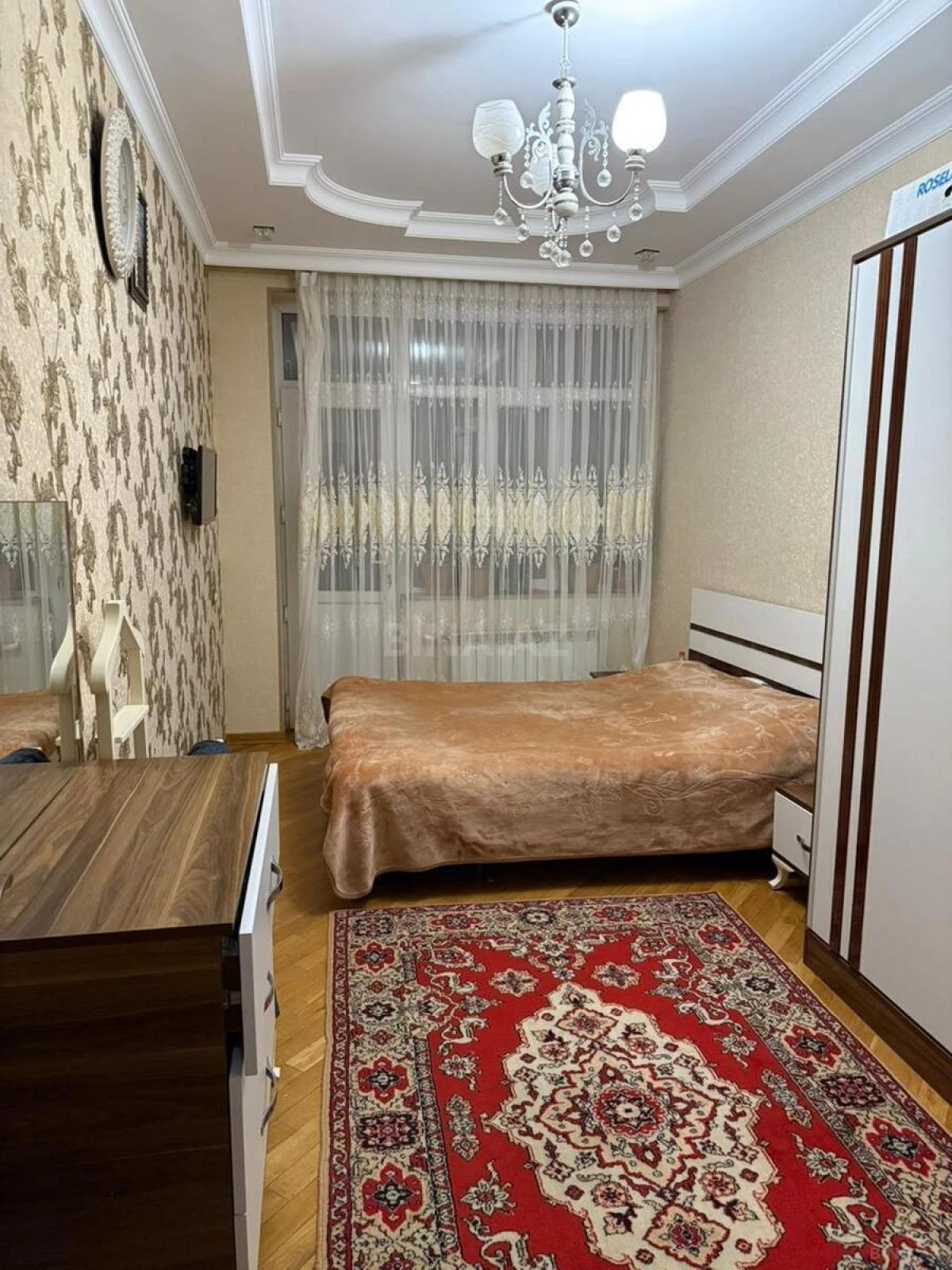Satılır 3 otaqlı mənzil 115 m²