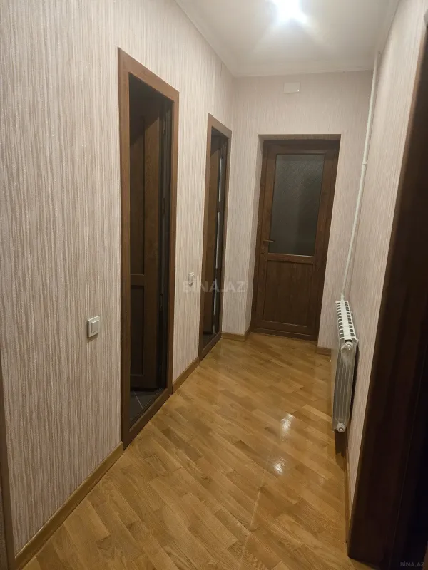 Satılır 4 otaqlı mənzil 120 m²