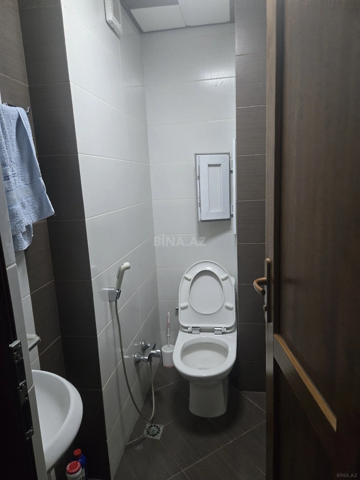 Satılır 4 otaqlı mənzil 120 m²