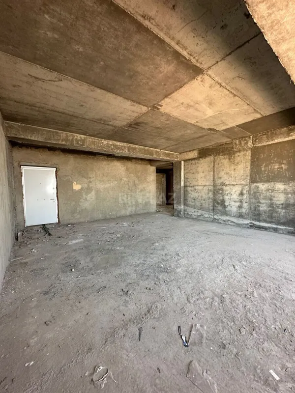 Satılır 3 otaqlı mənzil 140 m²