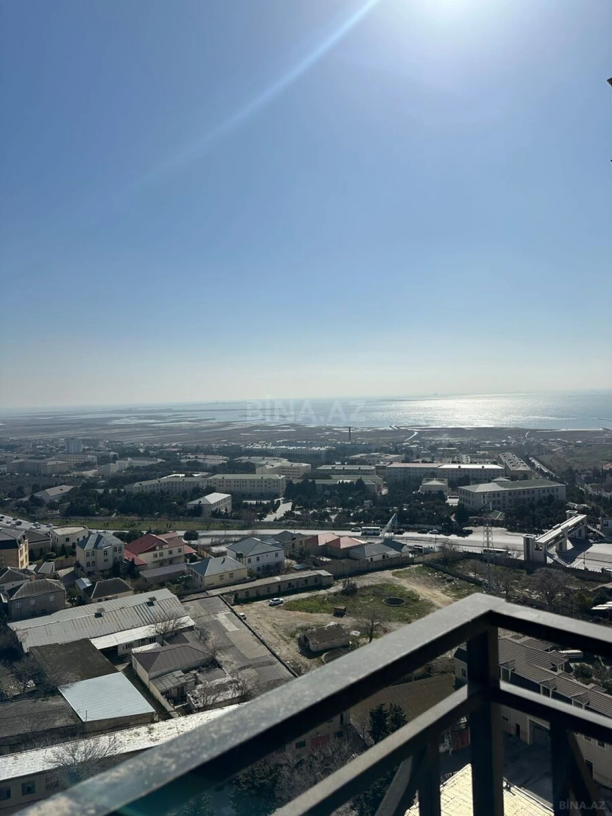 Satılır 3 otaqlı mənzil 140 m²