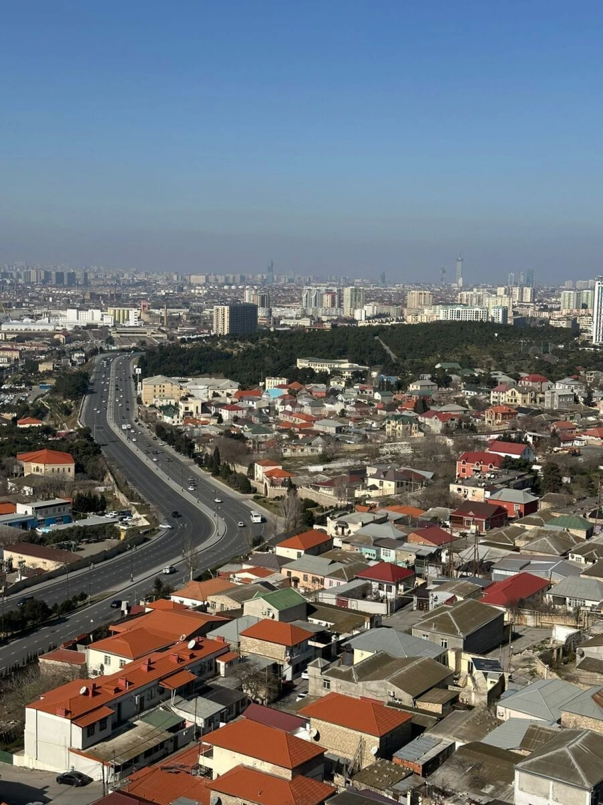 Satılır 3 otaqlı mənzil 140 m²