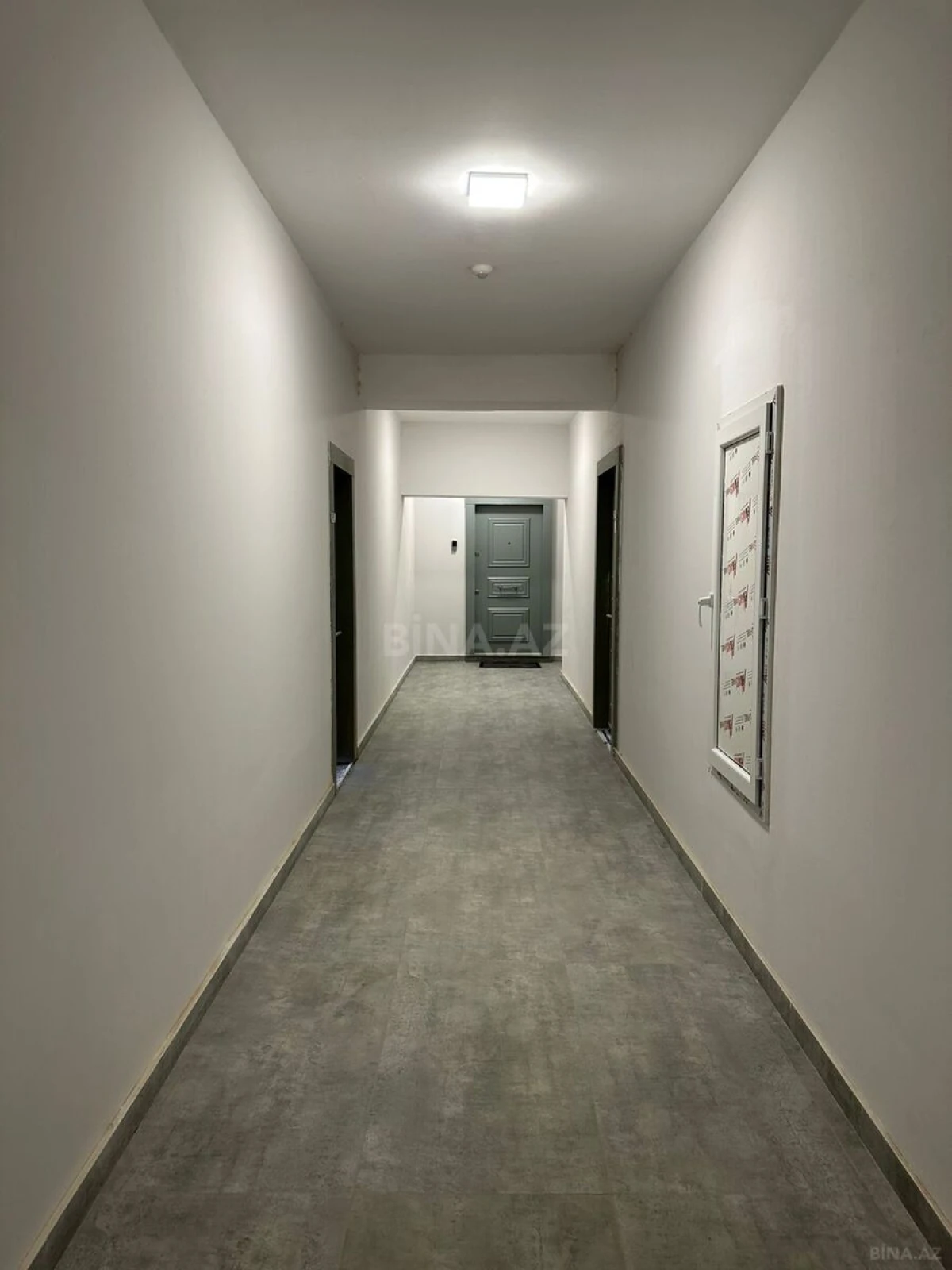 Satılır 3 otaqlı mənzil 140 m²