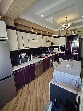 Satılır 3 otaqlı mənzil 83 m²