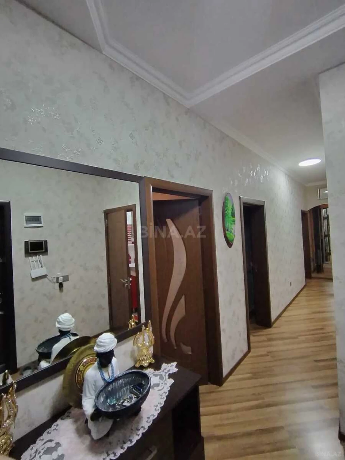 Satılır 3 otaqlı mənzil 83 m²