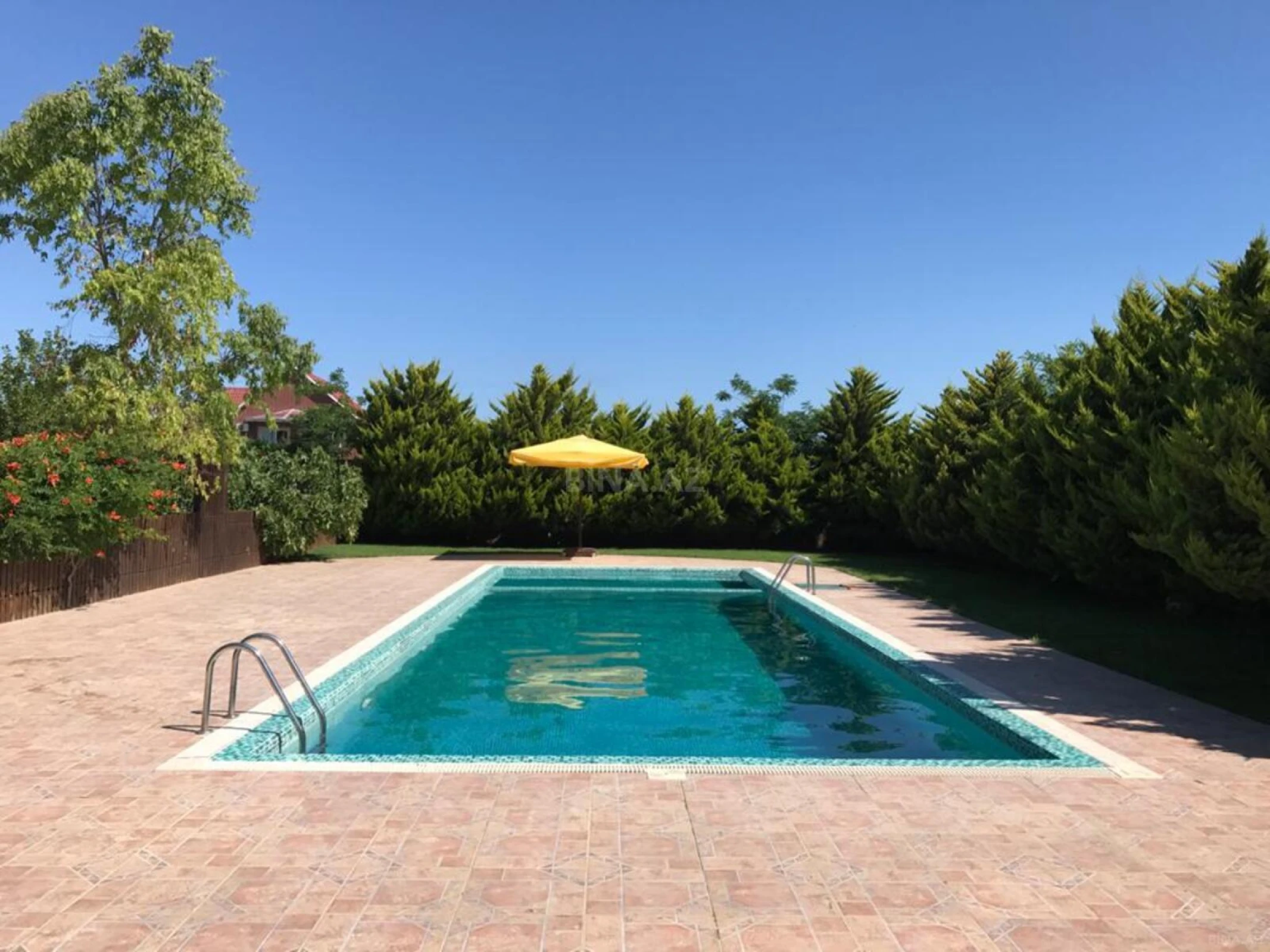 Kirayə verilir 5 otaqlı həyət evi 360 m²