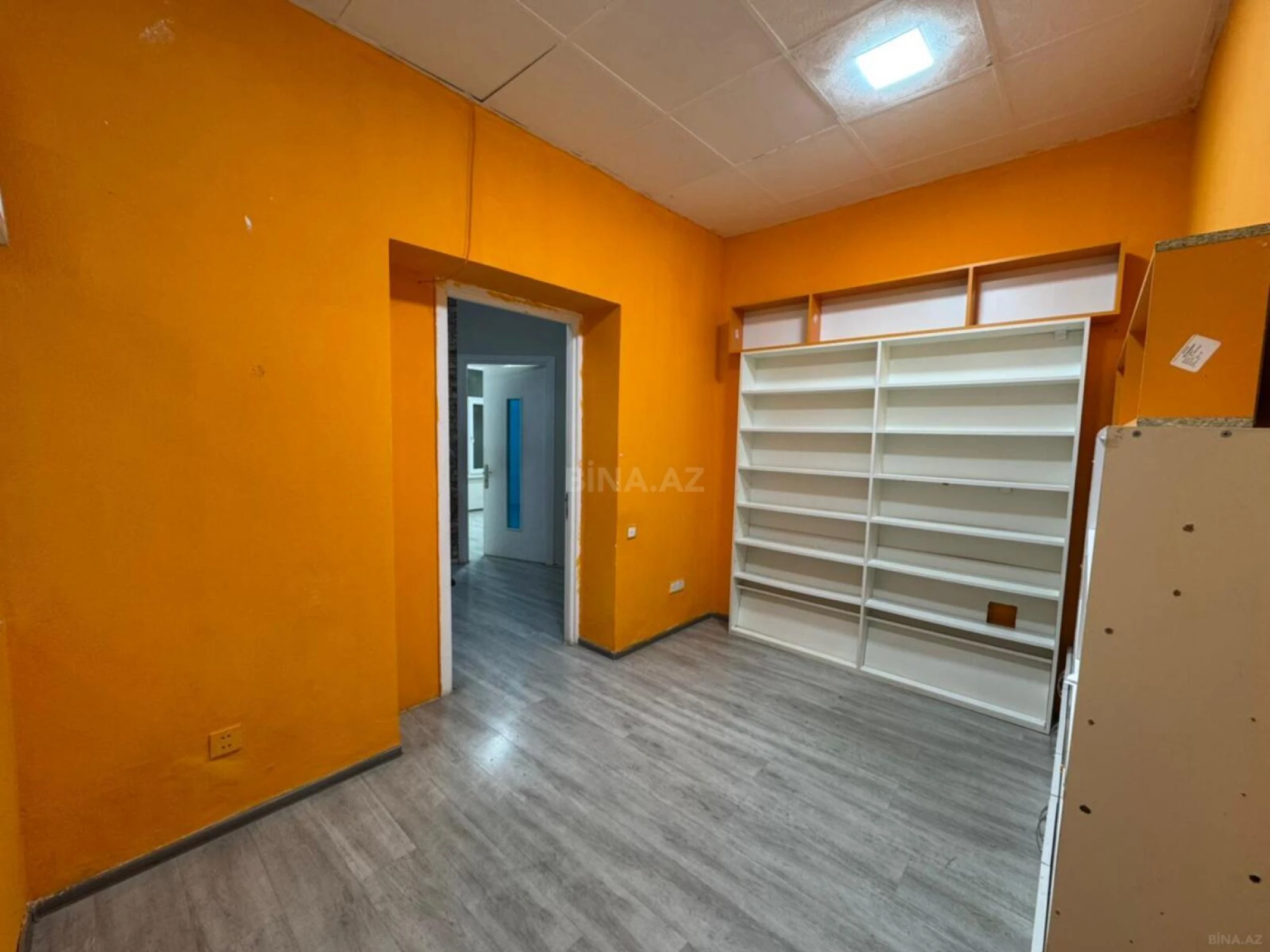Kirayə verilir 4 otaqlı ofis 100 m²