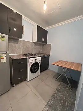 Kirayə verilir 1 otaqlı həyət evi 30 m²