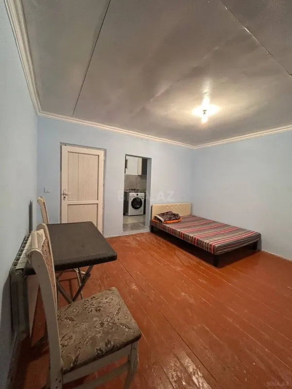 Kirayə verilir 1 otaqlı həyət evi 30 m²