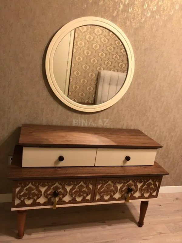 Kirayə verilir 3 otaqlı mənzil 160 m²