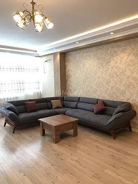 Kirayə verilir 3 otaqlı mənzil 160 m²