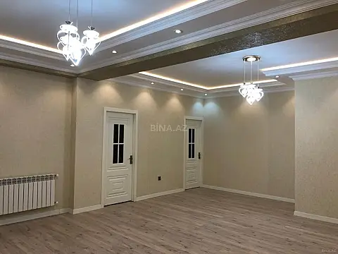 Kirayə verilir 3 otaqlı mənzil 160 m²