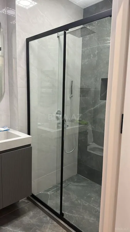 Kirayə verilir 2 otaqlı mənzil 65 m²