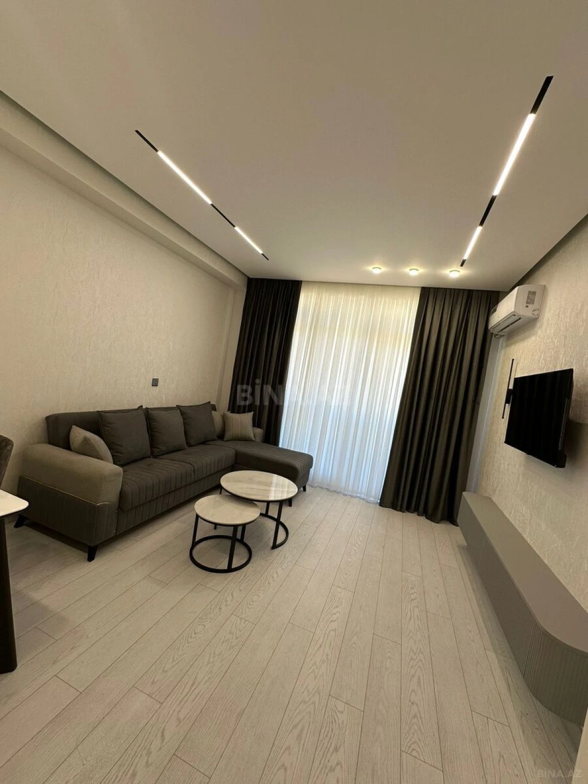 Kirayə verilir 2 otaqlı mənzil 65 m²