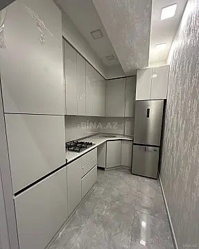 Kirayə verilir 2 otaqlı mənzil 65 m²
