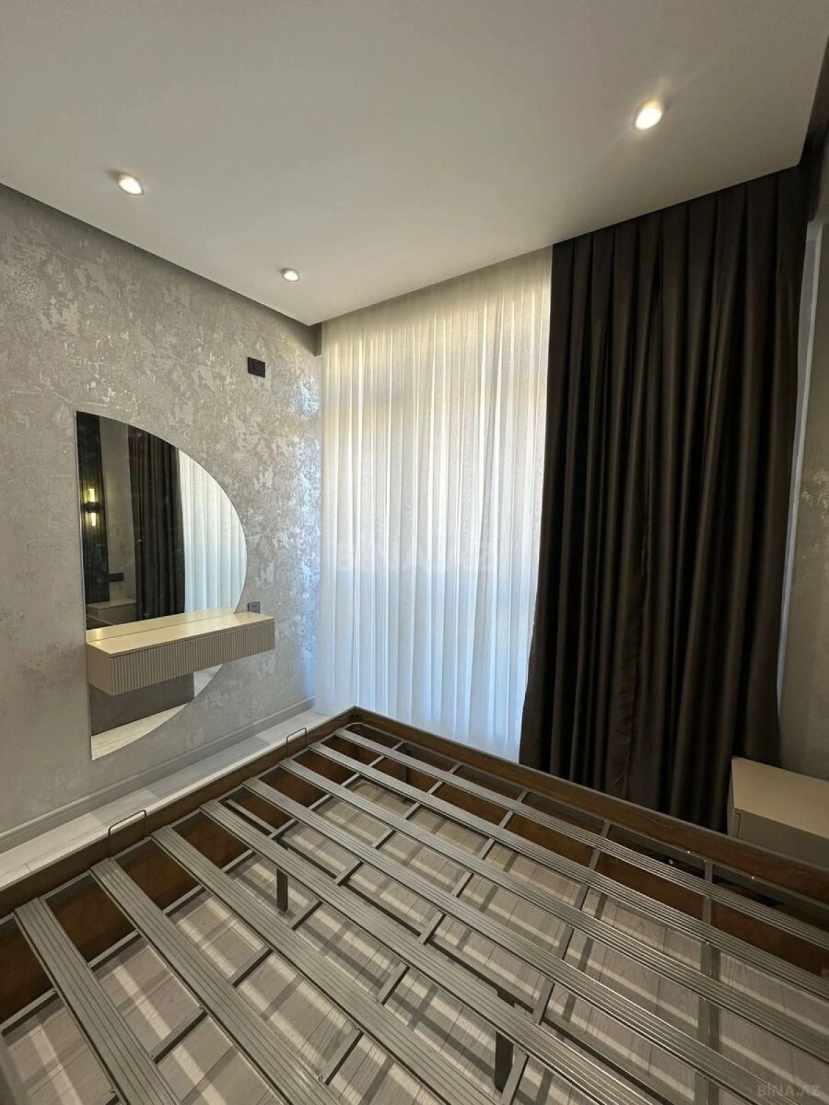 Kirayə verilir 2 otaqlı mənzil 65 m²