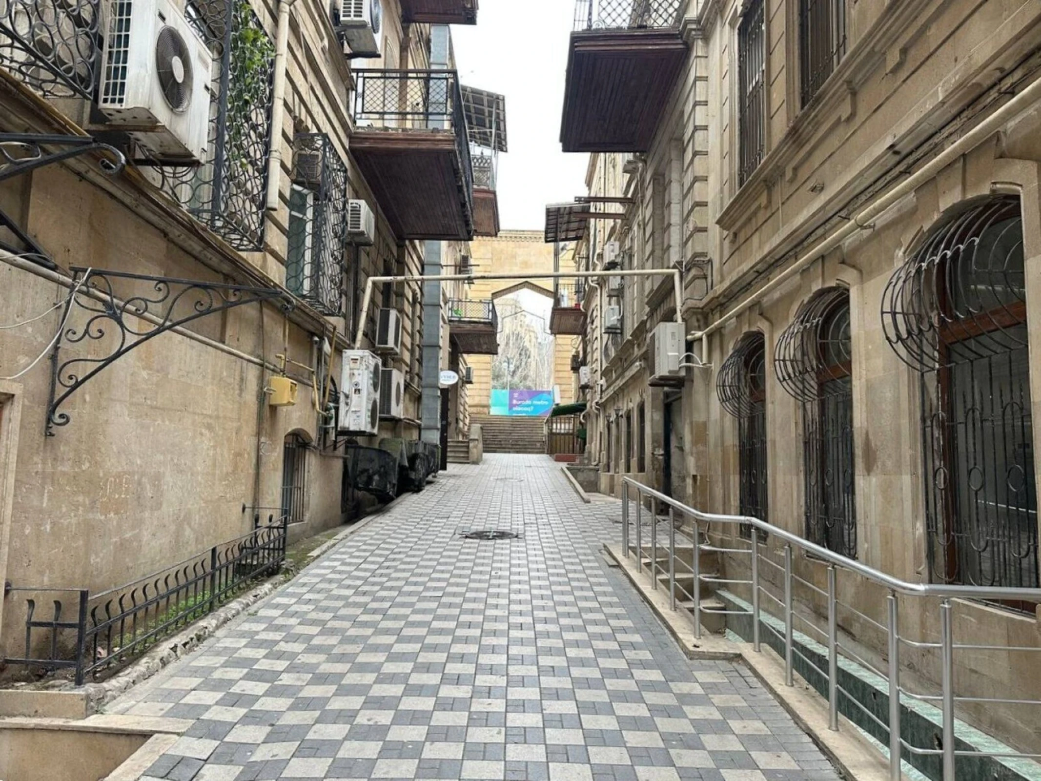 Satılır 2 otaqlı mənzil 50 m²