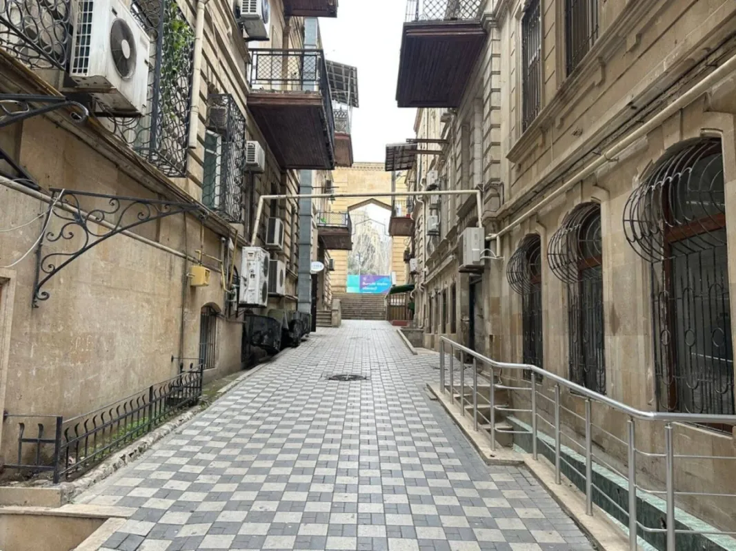 Satılır 2 otaqlı mənzil 50 m²