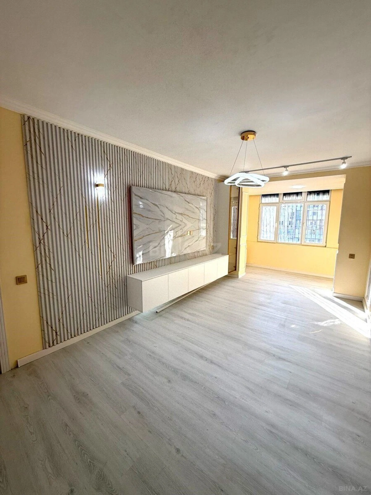 Satılır 3 otaqlı mənzil 86 m²