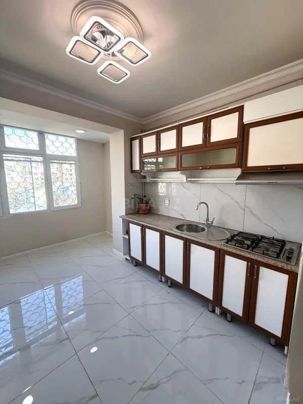 Satılır 3 otaqlı mənzil 86 m²