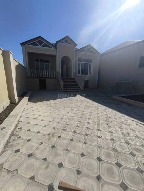 Satılır 4 otaqlı həyət evi 120 m²