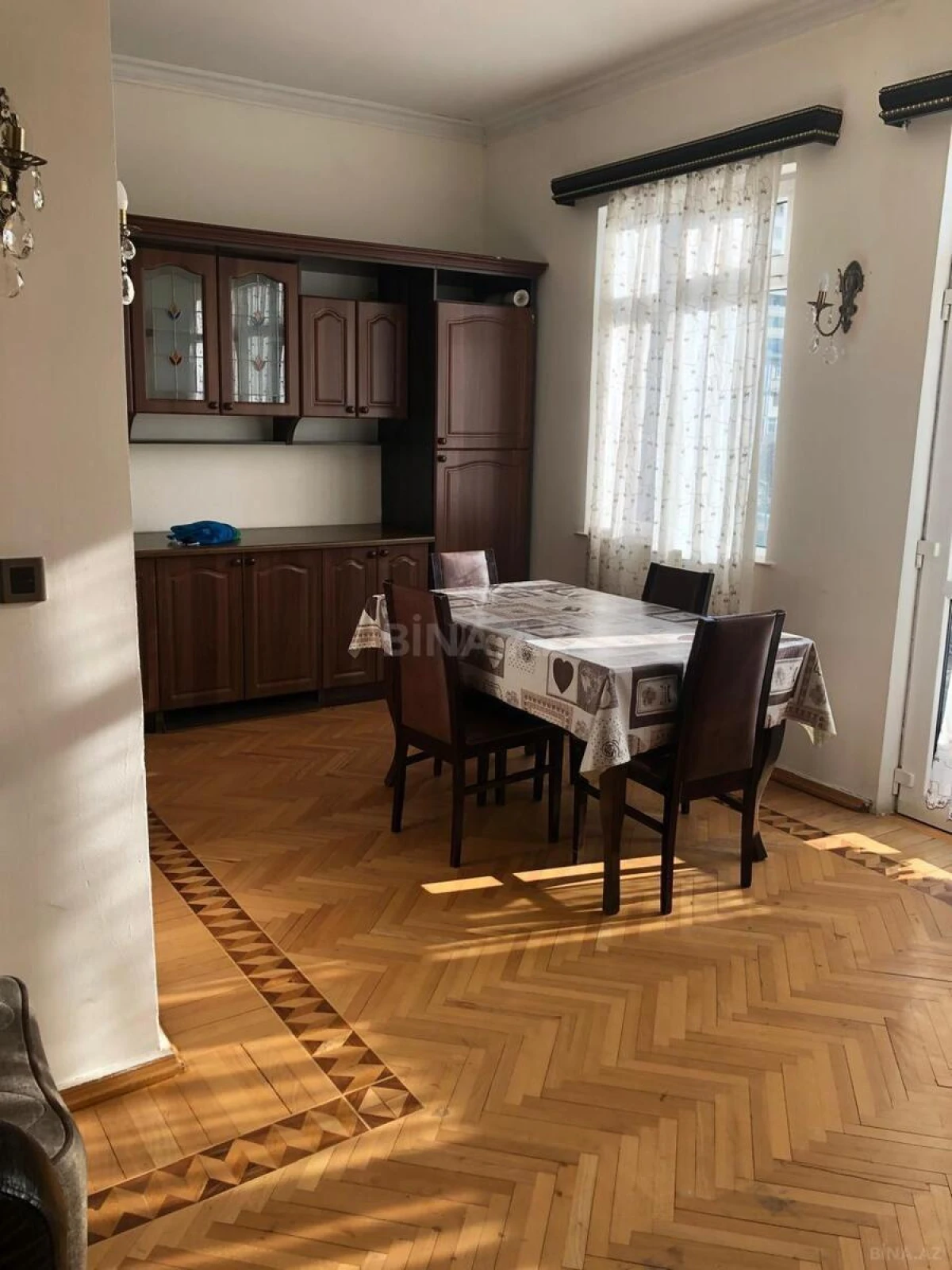 Kirayə verilir 3 otaqlı mənzil 90 m²