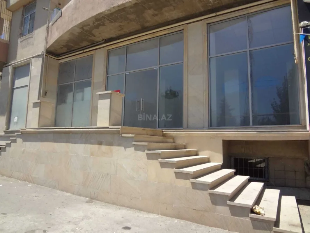 Kirayə verilir obyekt 102 m²