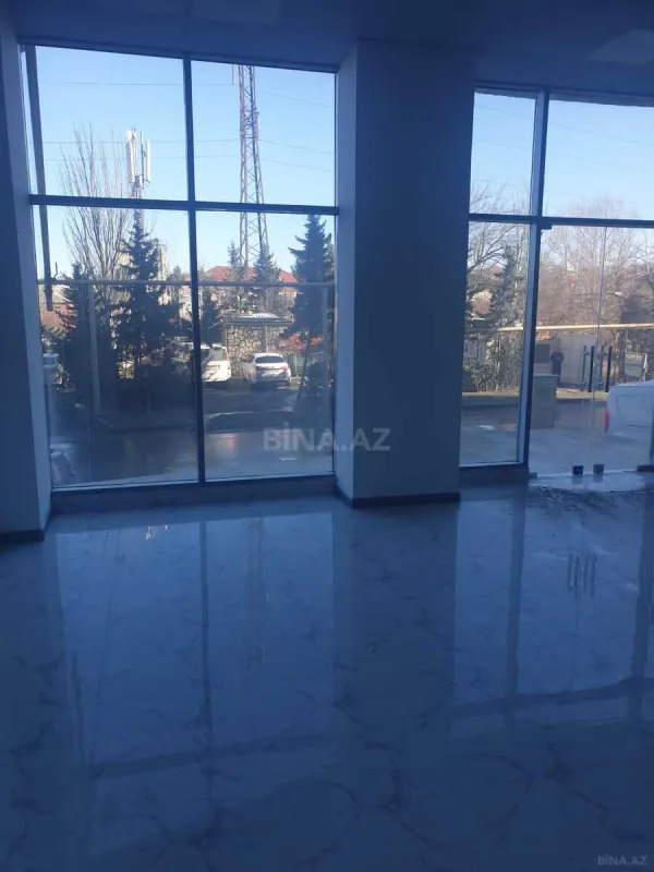 Kirayə verilir obyekt 102 m²