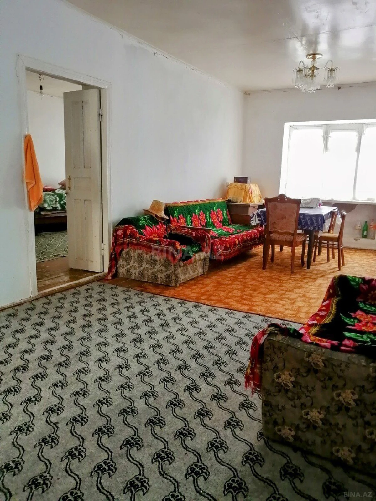 Satılır 4 otaqlı həyət evi 300 m²